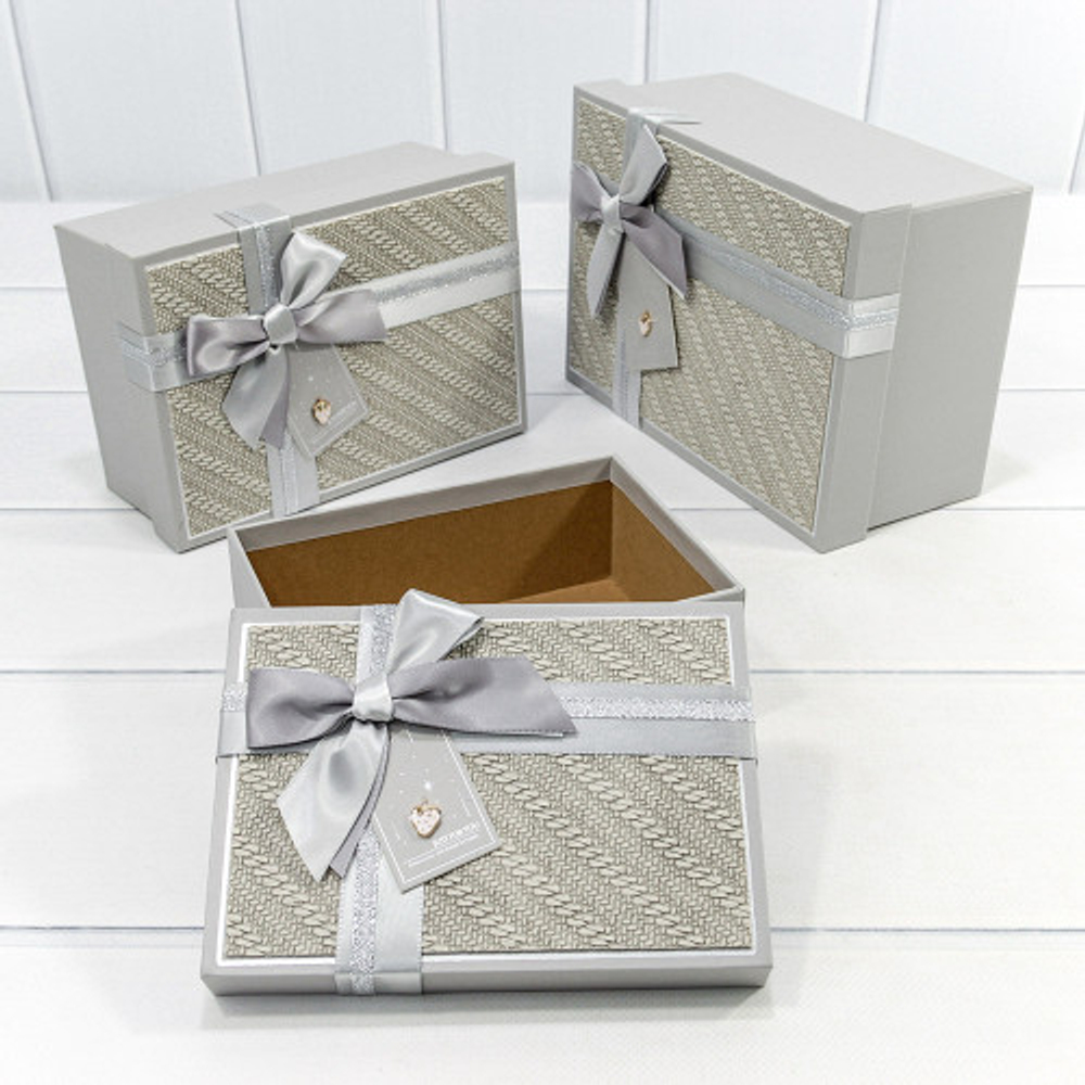 Коробка 22.5х16х9.5 см Набор 3 шт "Плетёнка" с бантом и клубничкой (Серый)