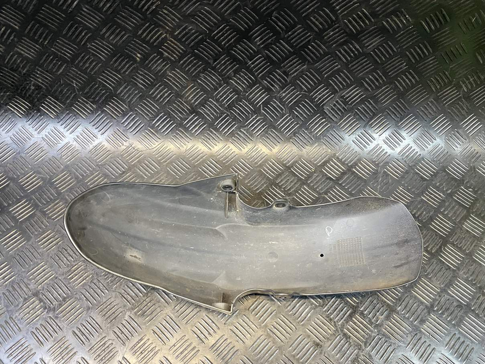 Крыло переднее Suzuki GSR400 (GK7DA)