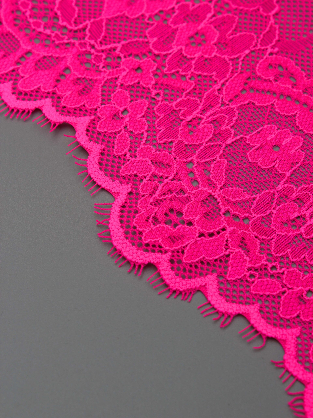 Кружево шантильи розовое неоновое эластичное ширина 22 см