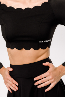 Топ с длинным рукавом с волнообразным краем