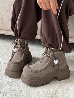 Ботинки из натуральной замши