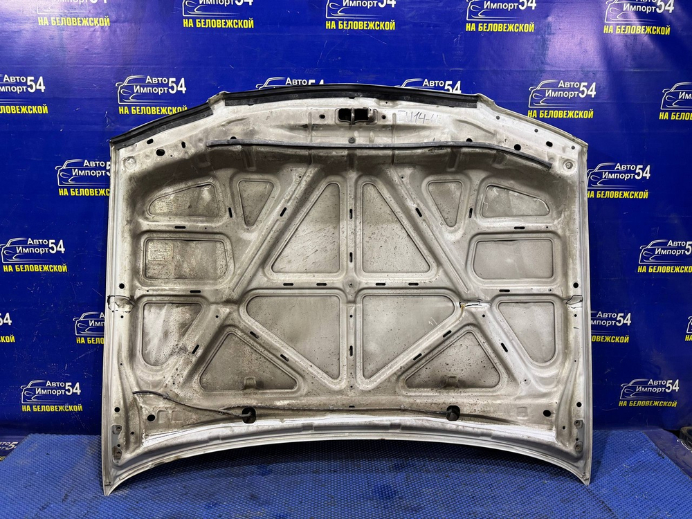 Капот NISSAN BLUEBIRD 1997