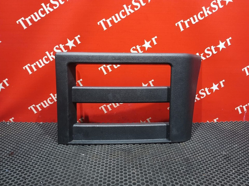 Накладка торпедо 2023г