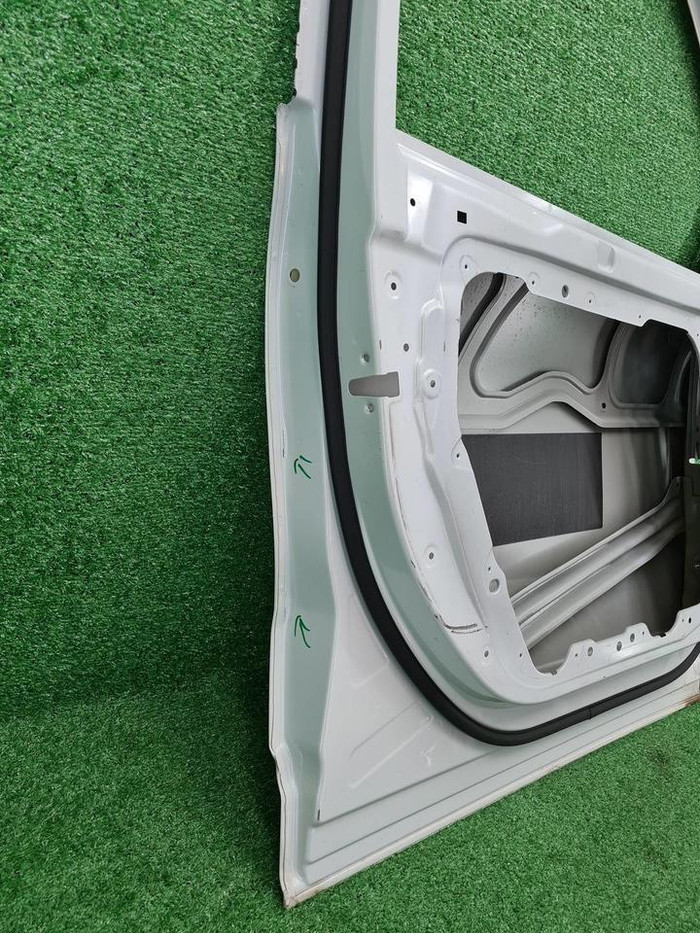 Дверь передняя левая Mercedes GLA H247 (2020-н.в.)