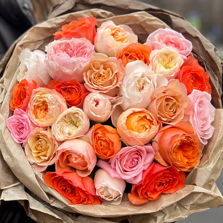 × 2 + 1 Коралловый микс — букет интерьерных и ароматных роз