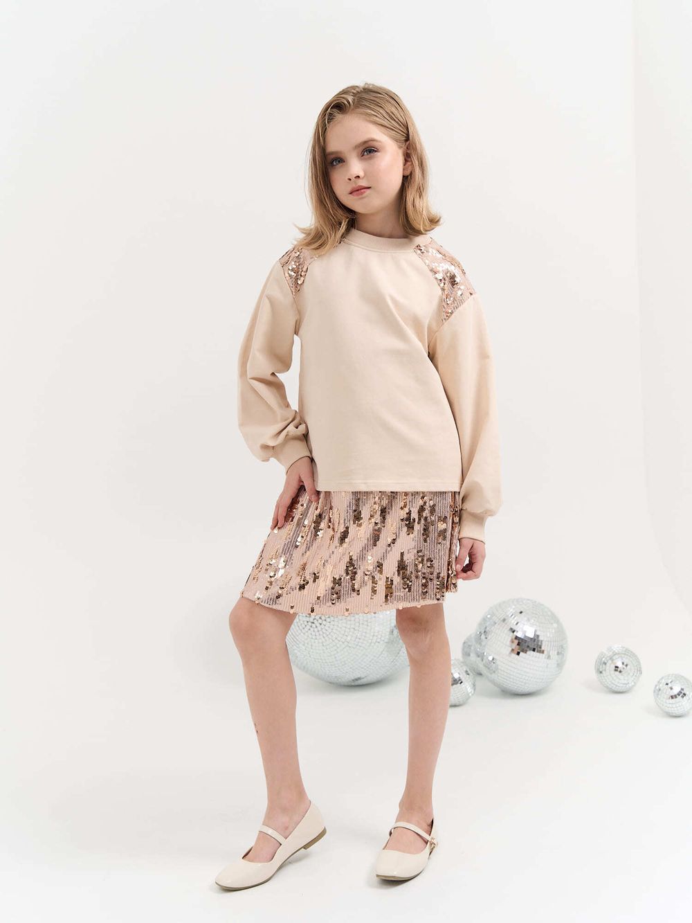Свитшот облегченный "Крем-брюле" с пайетками 7+