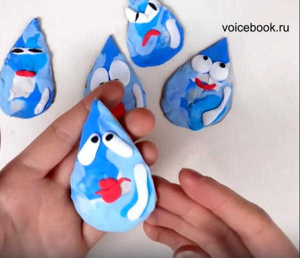 Делаем капли-поделки из пластилина