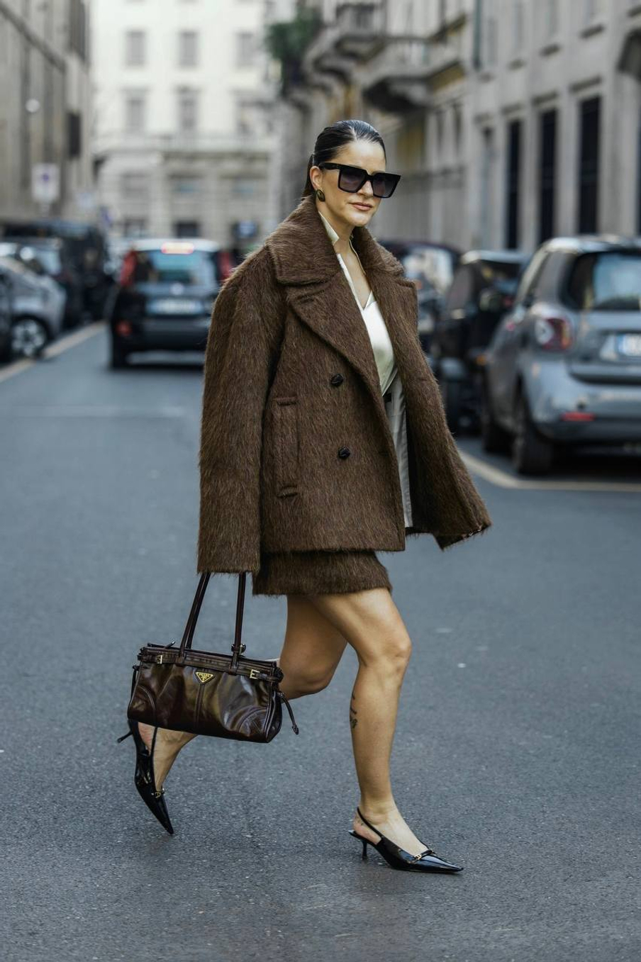 Пальтовая ворсовая меланжевая шерсть с сури альпакой (Bottega Veneta, 70%сури альпака/30%шерсть, Темный мускат, 152, 349 гр/м2)