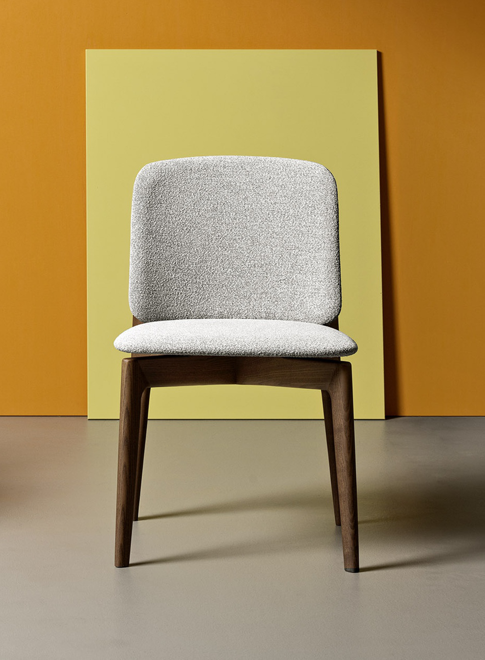 Дизайнерский стул LOTUS 010