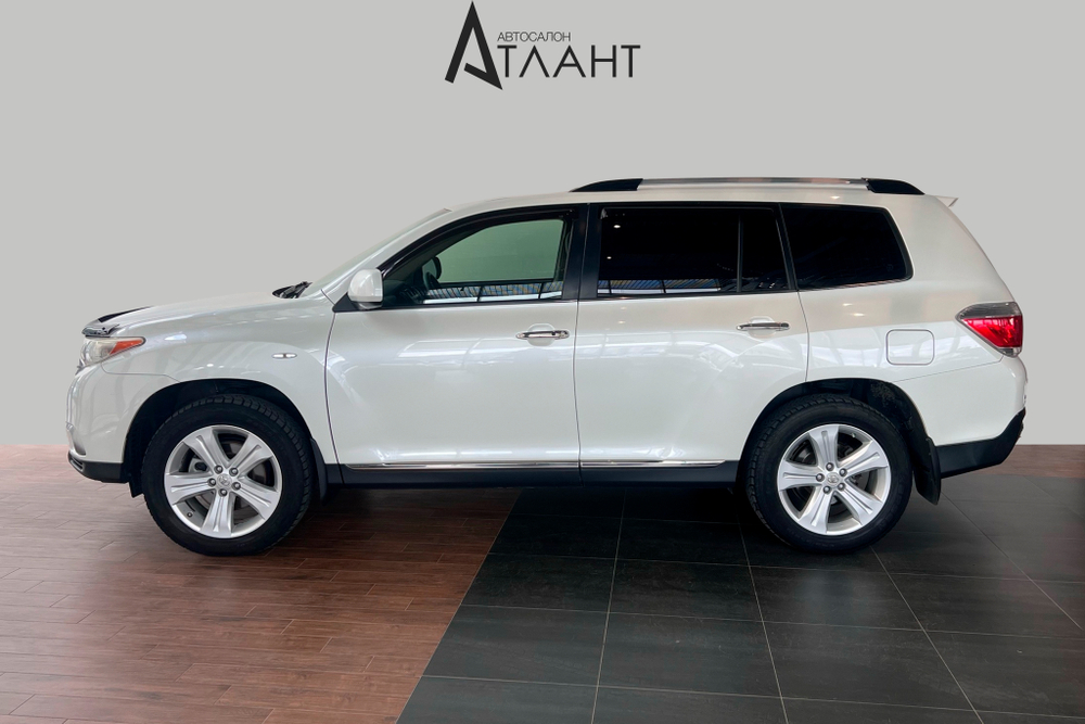 Toyota Highlander, 2011 год