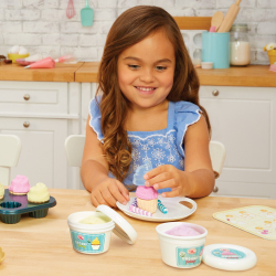 Little Tikes - Набор для выпечки Creative Chefs + 18 аксессуаров 639708 / артикул   639708  / GTIN 050743639708