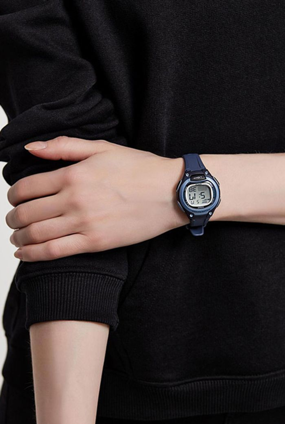 Японские наручные часы Casio Collection LW-203-2A