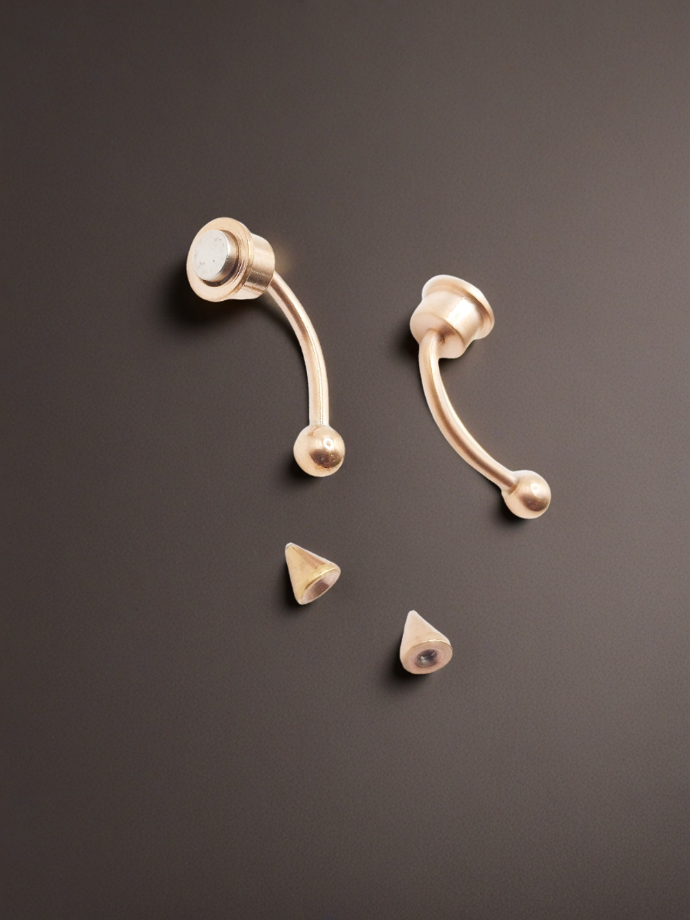 Магнитные серьги циркуляры-обманки для имитации пирсинга.