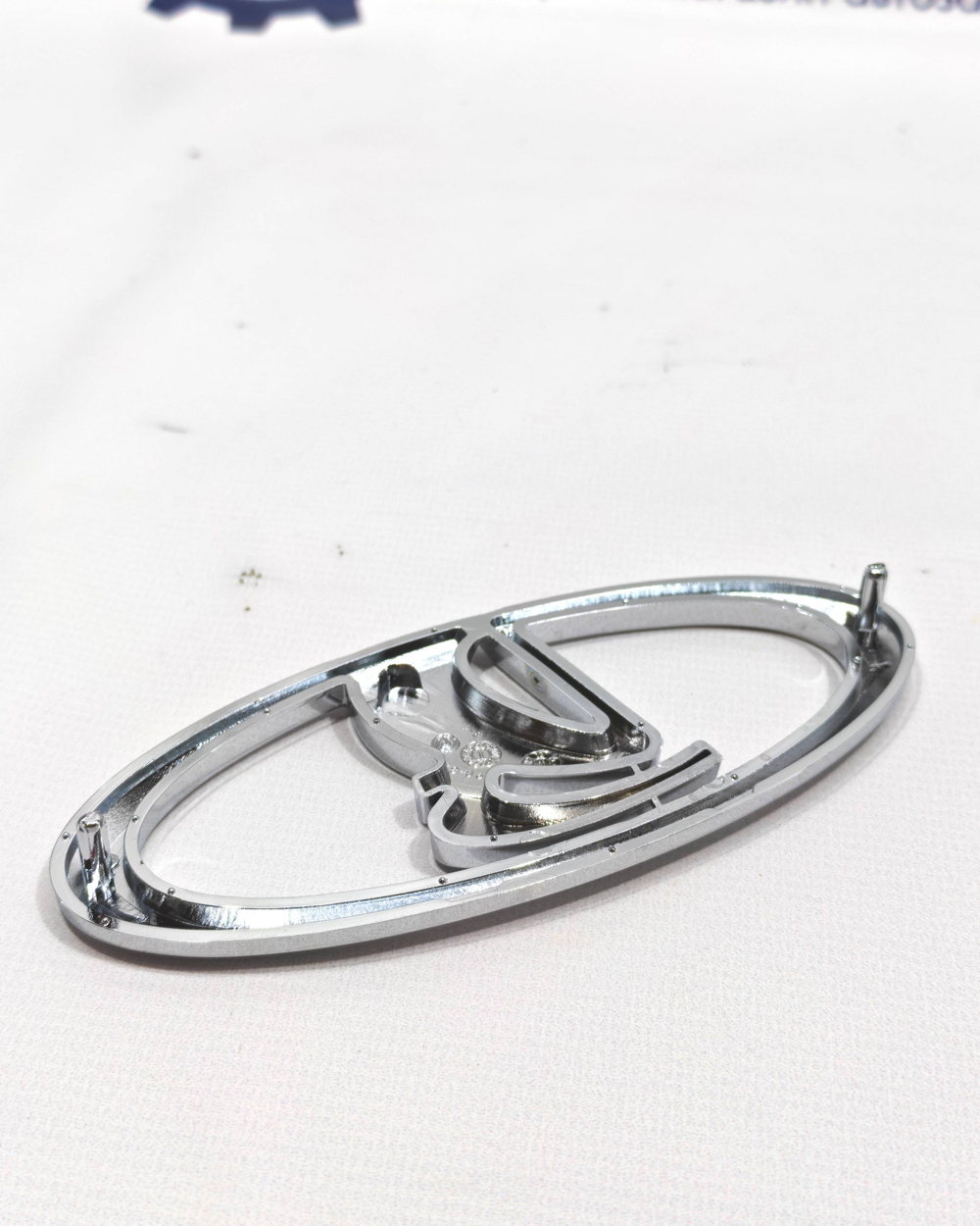 Эмблема решетки (знак) ВАЗ 2190 "ПЛАСТИК"