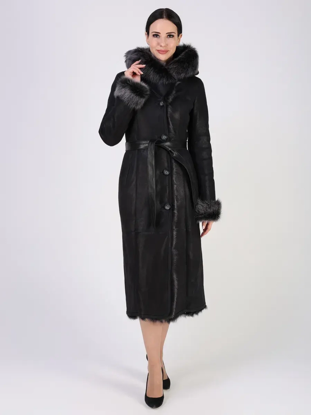 Дубленка зимняя натуральная с капюшоном длинная и теплая