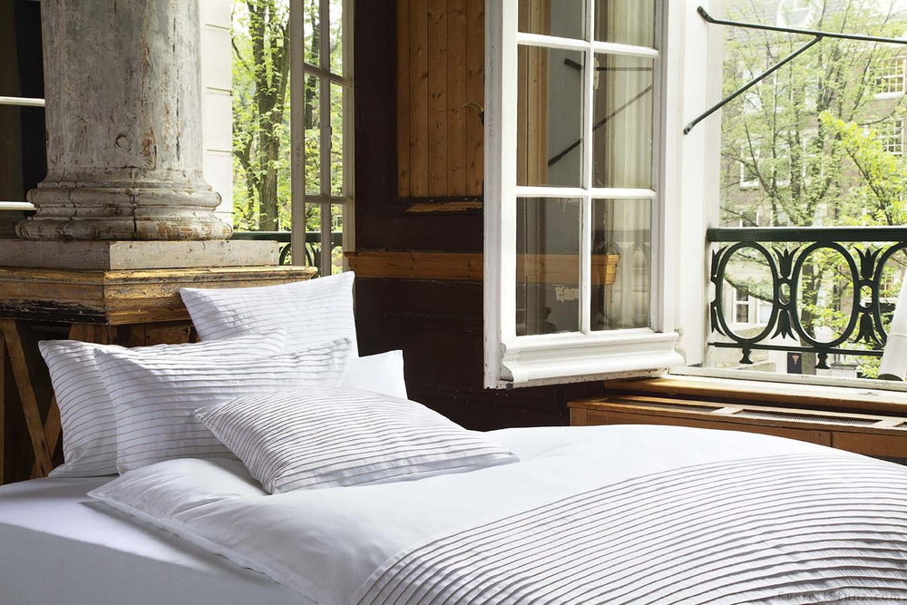 Пододеяльник 200х220 Christian Fischbacher Luxury Nights Pleats 701 белый Швейцария фото