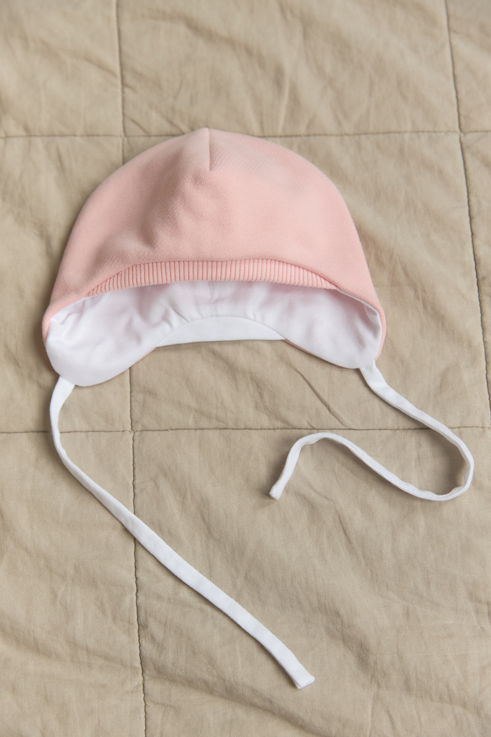 Комплект на выписку Зайчики на воздушных шарах (пудра)/Розовый (5 предметов)