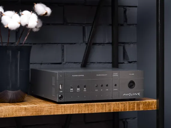 AVCLINK Q-120 Микшер-усилитель с современным дизайном