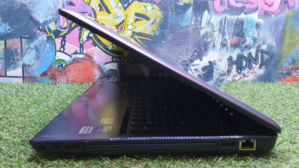 Ноутбук Lenovo Pentium/4Gb