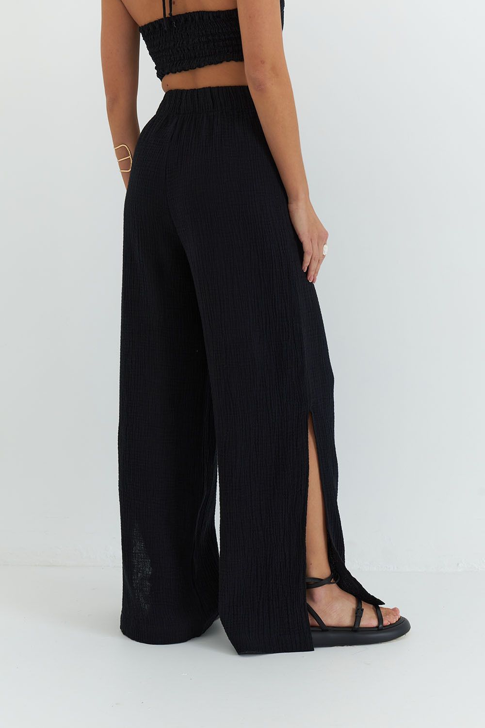 Брюки с разрезами из муслина черного цвета