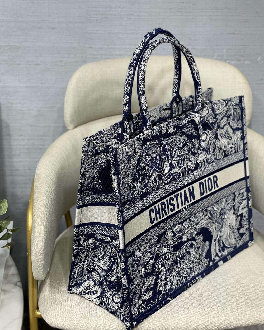 Christian Dior Book Tote 42 cm