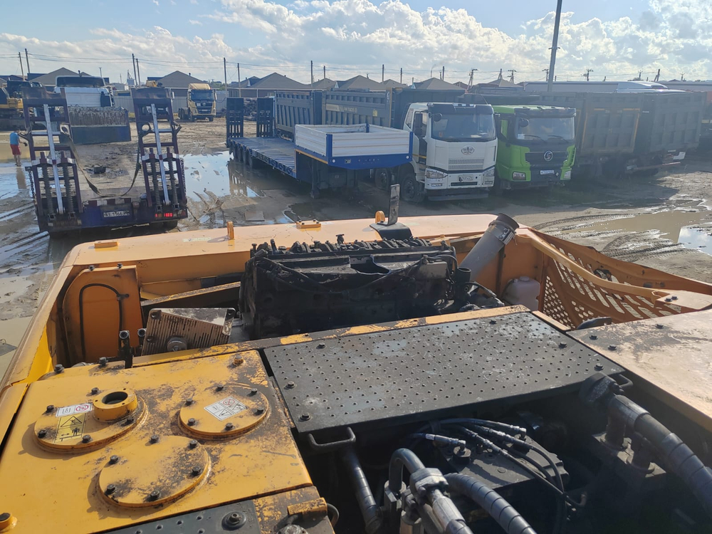 Hyundai R520 Экскаватор R520LC-9S (Дизельный, 10,8 л, 347 л.с., АТ)
