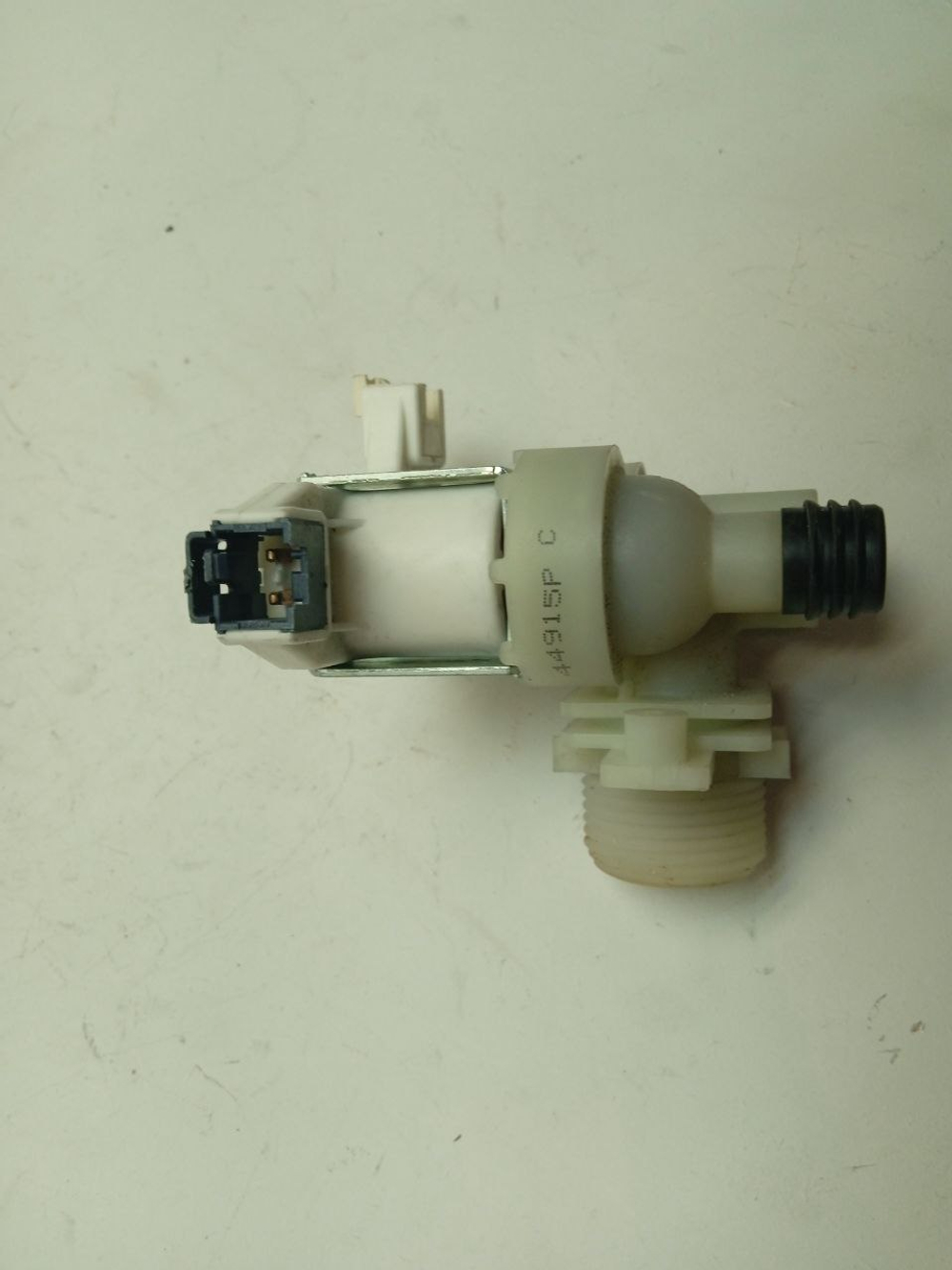 VMUF 501 B кт4 Клапан подачи воды к стиральным машинам 2x90 Indesit Ariston C00302311 б/у