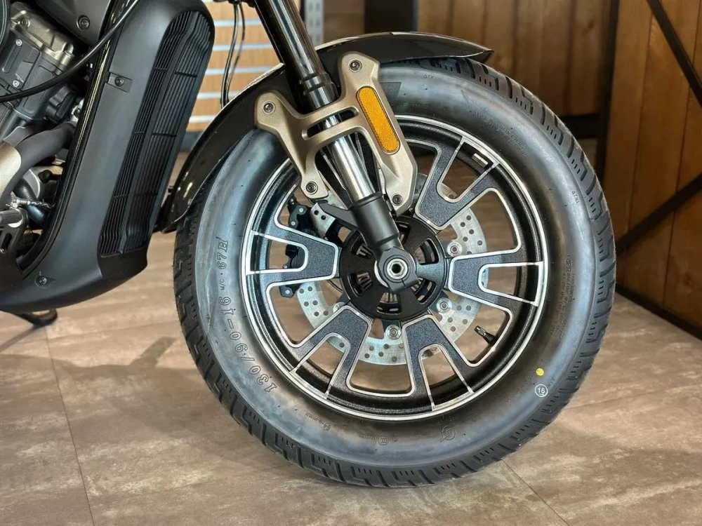 QJMOTOR SRV 350 VS