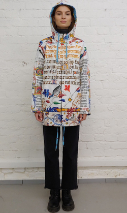 Двусторонняя куртка, по мотивам абстрактной живописи Жоан Миро и иллюстраций из Бревиария короля Мартина Арагонского