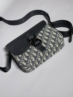 Сумка через плечо Christian Dior Saddle