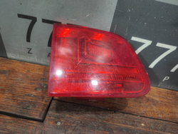 Фонарь задний левый внутренний Volkswagen Tiguan 1 11-18 Б/У Оригинал 5N0945093G