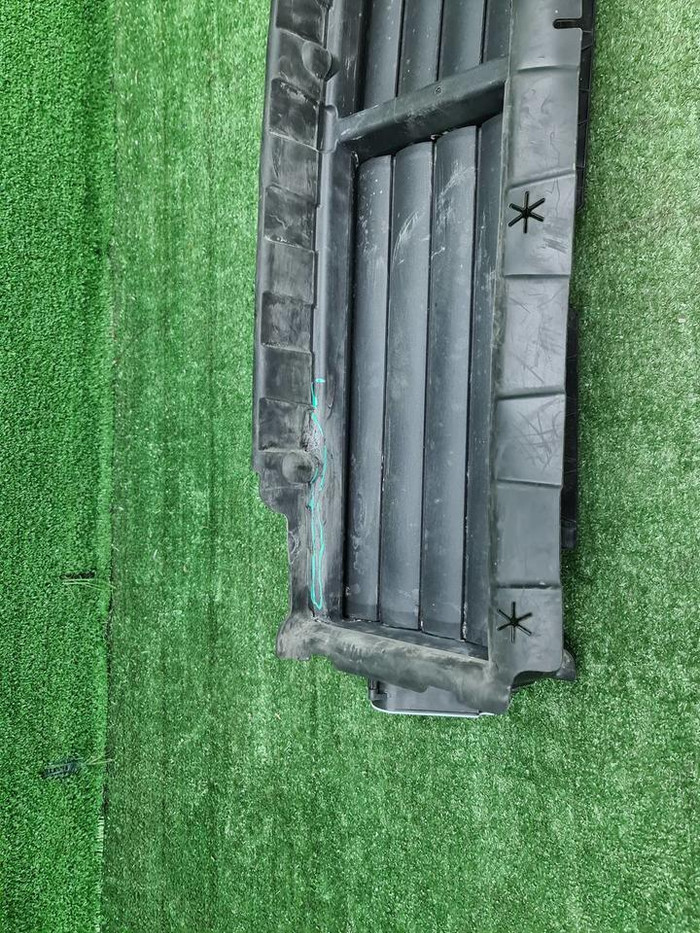 Воздуховод радиатора Lixiang L7 (2022-н.в.)