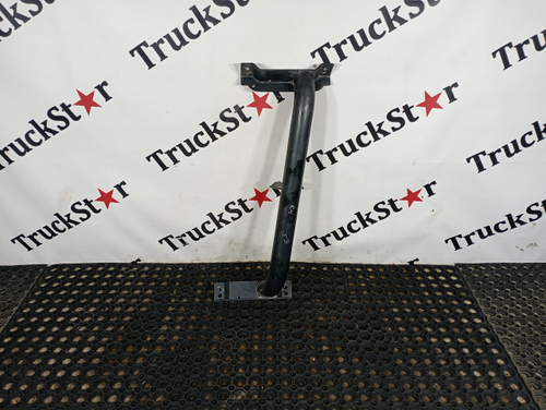 Кронштейн корпуса подножек правый