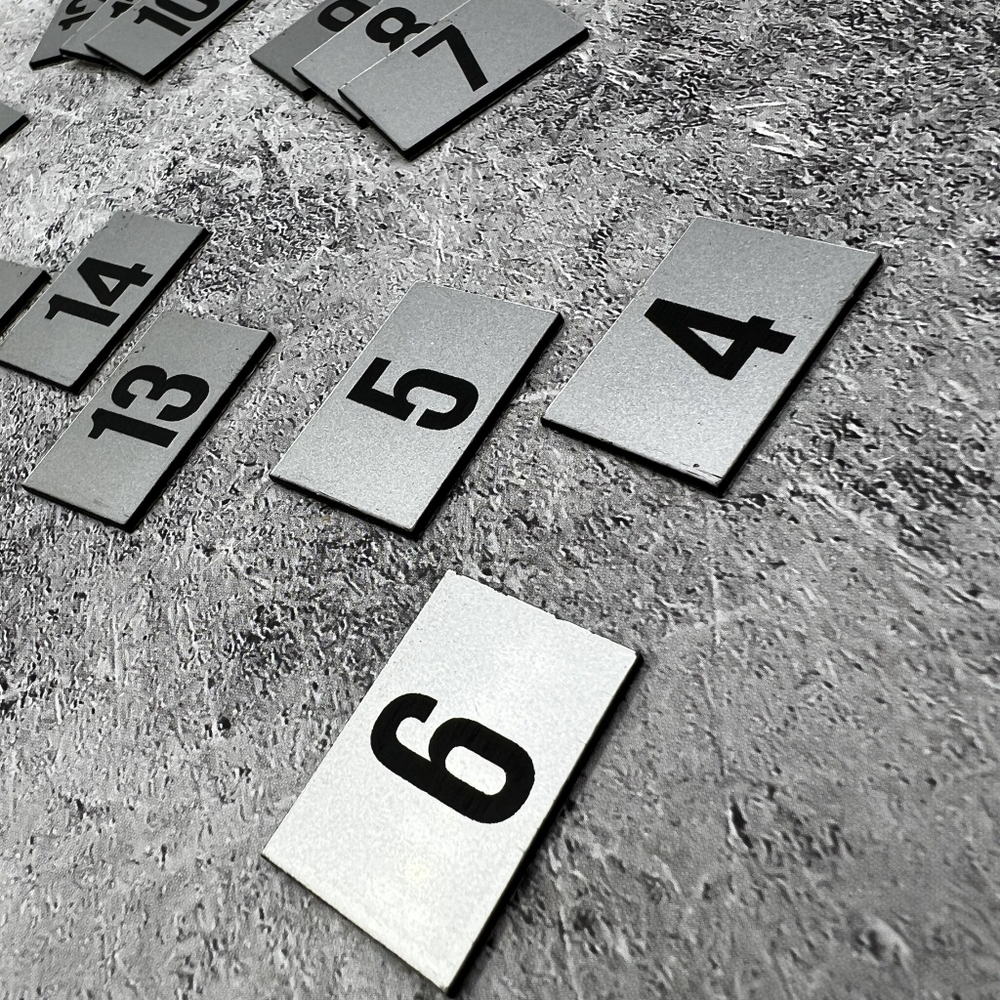 Нумерация для гардероба, наклейка на вешалки, 2х3 см