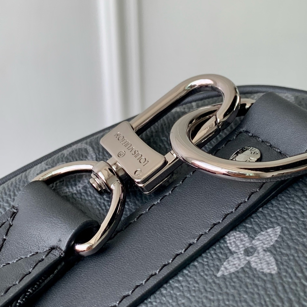 Louis Vuitton Keepall 25