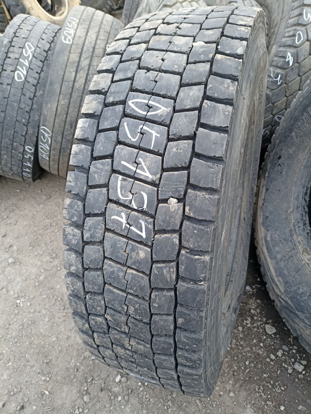 295/80R22.5 Bridgestone M729 шина б/у