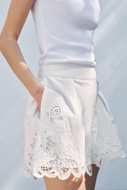 ZARA ФУТБОЛКА ИЗ ХЛОПКА С ЭФФЕКТОМ ПОТЕРТОСТИ, БЕЛЫЙ