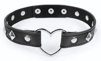 Чокер с шипами и сердечком Notabu BDSM чёрный