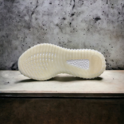 Adidas Yeezy Boost 350 V2 • Cloud White