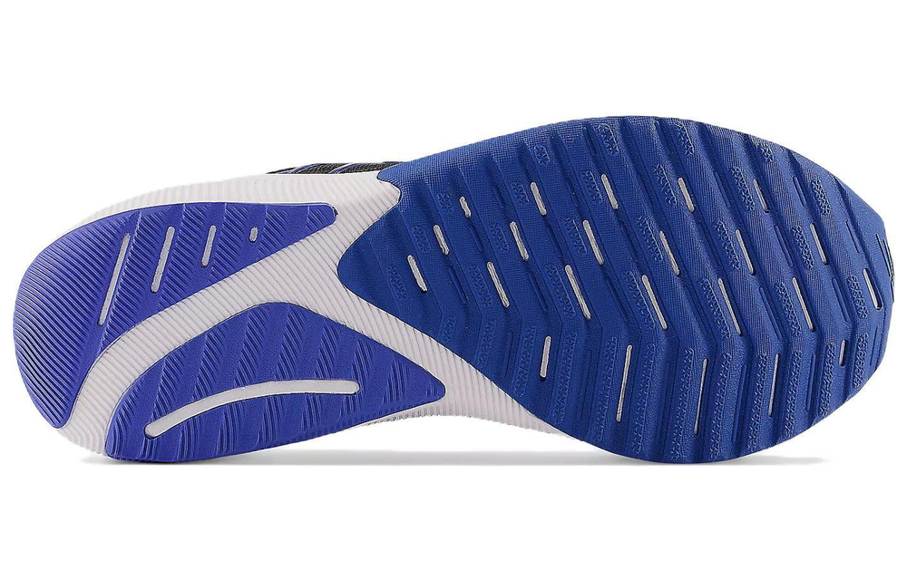 Кроссовки New Balance Fuelcell Propel V4