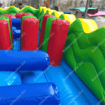 Большой надувной батут "Средневековье" 20*20*5 м