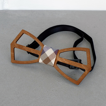 Деревянный галстук - бабочка