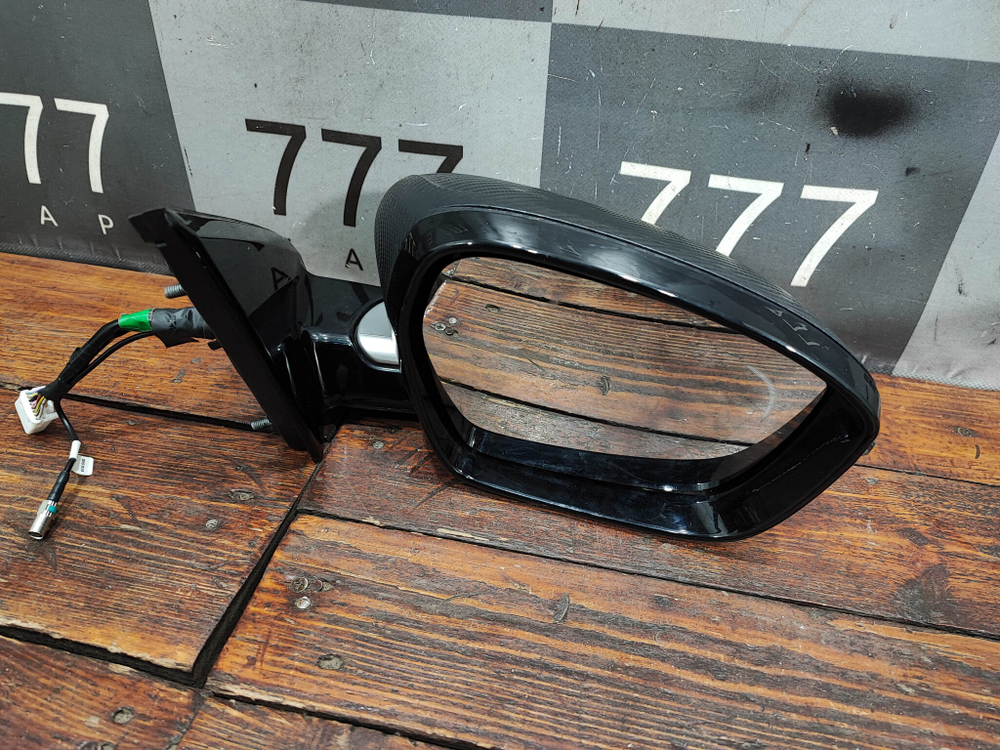Зеркало правое 12 + 1 pin Geely Coolray 19-нв Б/У Оригинал 6017114000