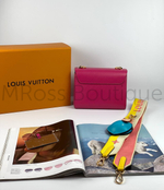 Малиновая сумка Twist Louis Vuitton Луи Виттон премиум класса