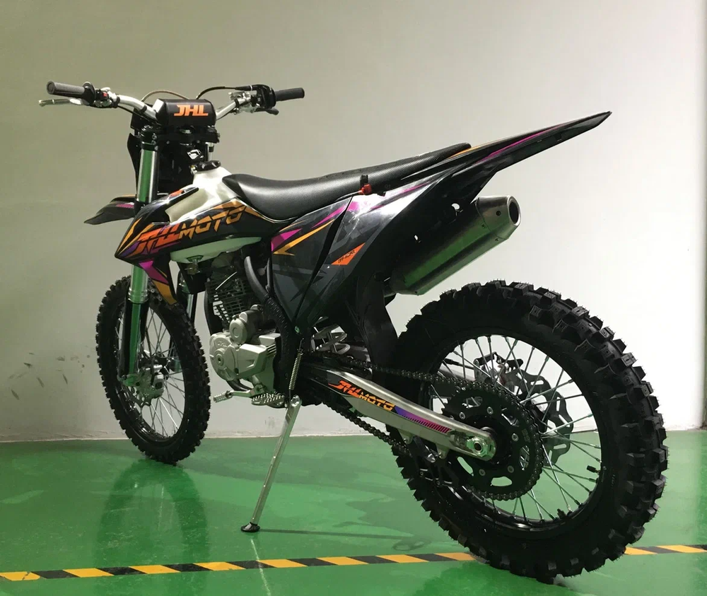 Мотоцикл JHL LX3