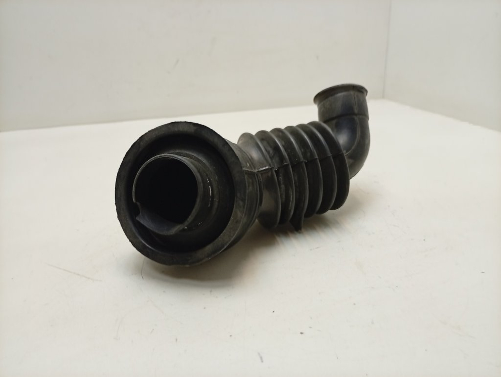 RSM601 кт71 Сливной патрубок для стиральной машины Hotpoint-Ariston 174003535.03 б/у