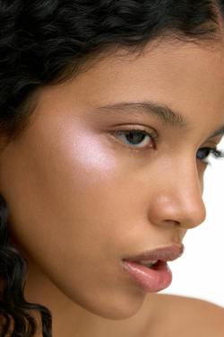 ZARA ХАЙЛАЙТЕР, МЕРЦАЮЩИЙ