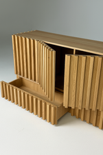 Дизайнерский комод Fence крупный план дверцы и ящики