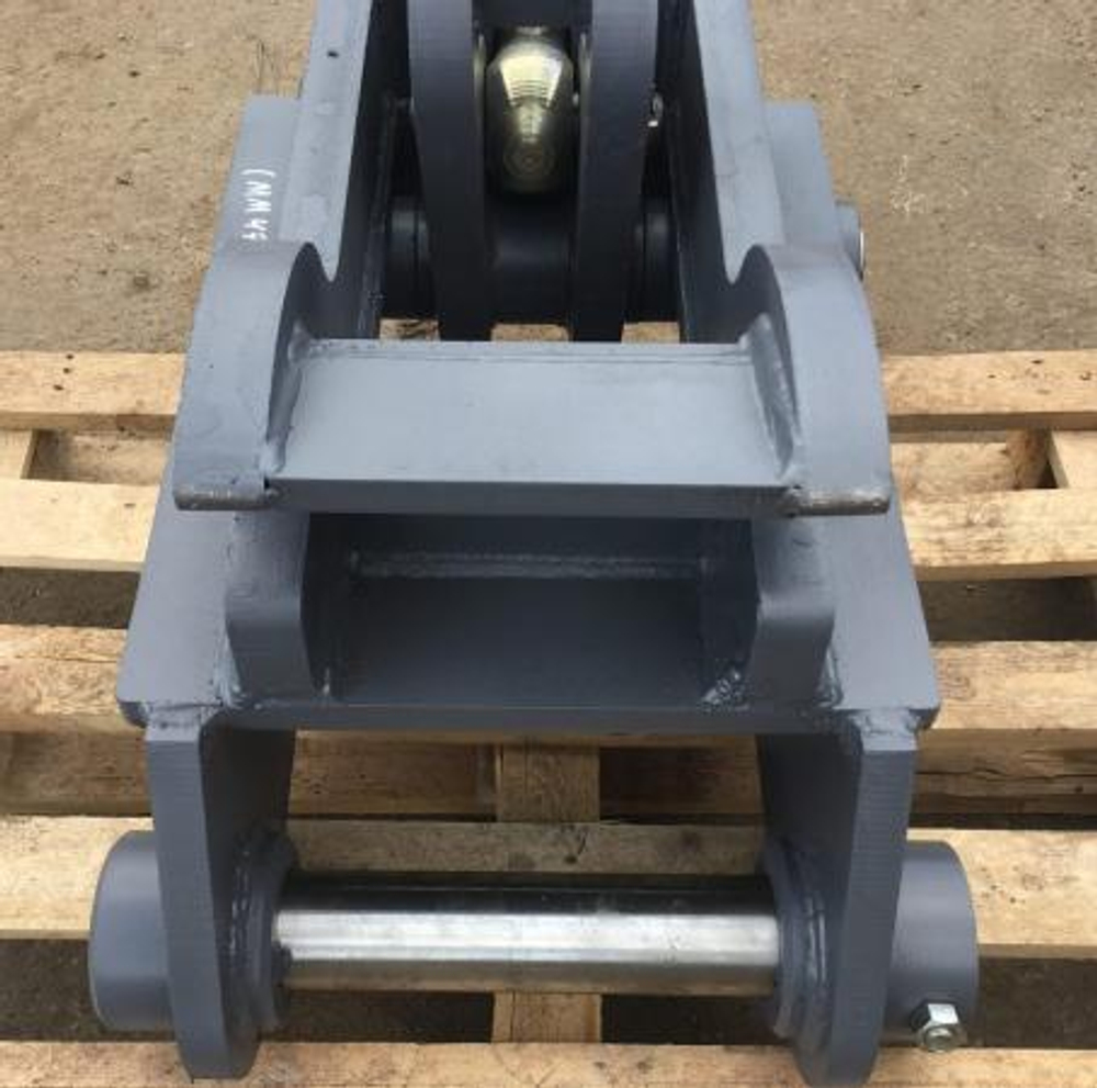 Быстросъем для экскаватора погрузчика Komatsu