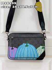 Louis Vuitton Trio Messenger